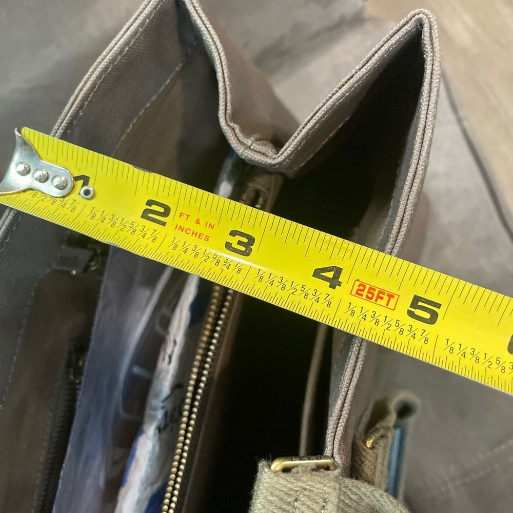 FEED Oversized Work Bag Largest Work Collection bag with 7 compartments. - Picture 14 of 16